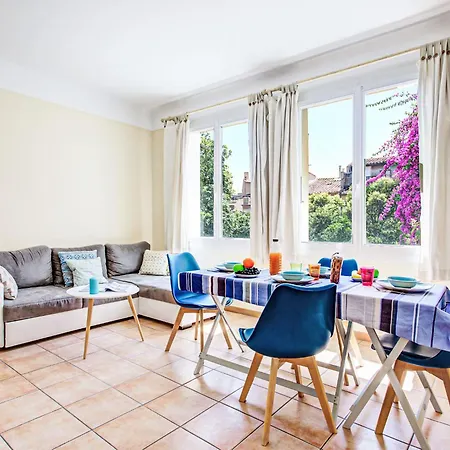 La Petite Real By Interhome *